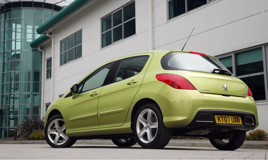  Peugeot 308 2007 года  (фото 106 из 125)